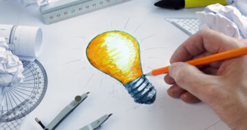 Main sketching lightbulb