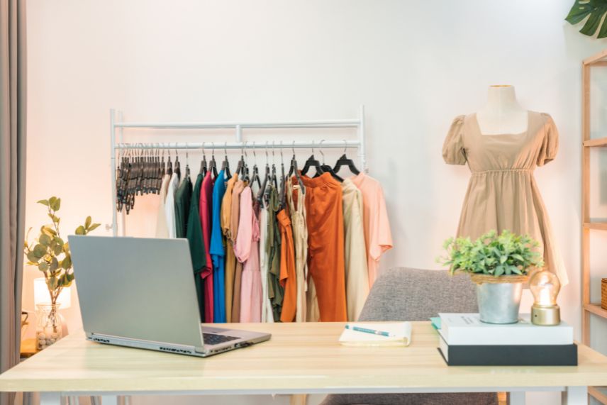 How to Sell Clothes on eBay